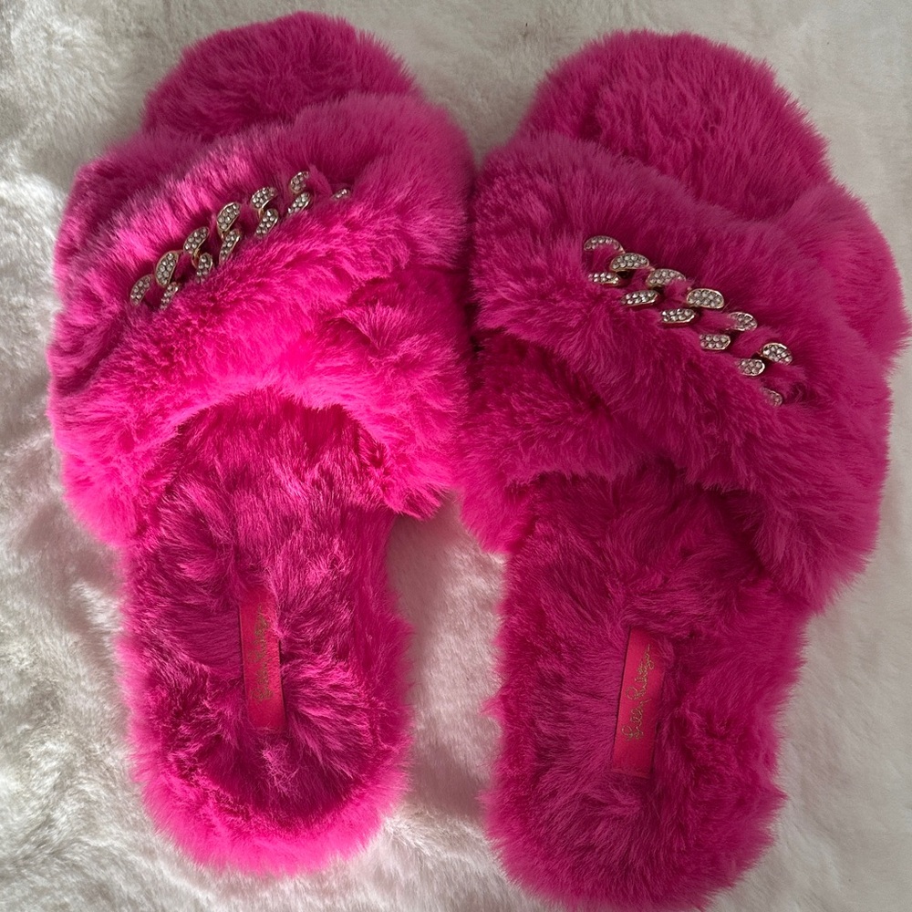 Lilly Pulitzer Layla RU Pink Fuzzy Slippers Size 9/10